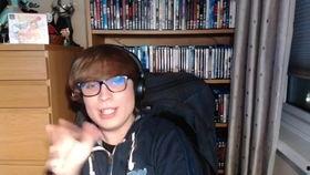 老外看国产眼镜视频,揭秘国货之光